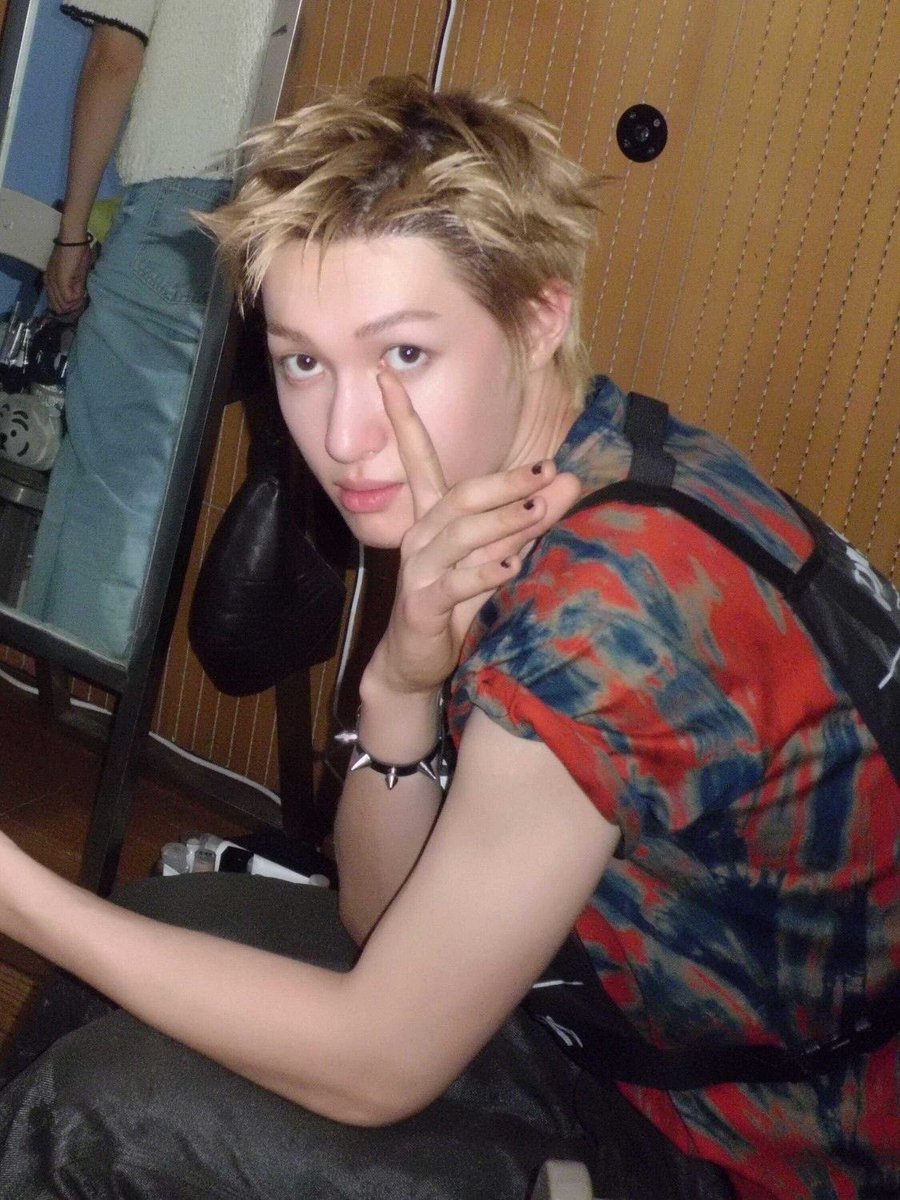 เกิดเดือนมีนาเหมือนกัน เกิดปี 08 เหมือนกัน วัยรุ่นโหลดต่ำทั้งคู่ อย่างเทส ถ้าได้เจอกันจริงคงเป็นเบสตี้ได้เลยอะ สานฝันฉันที