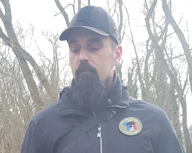 🇫🇷⚖️ INFO 

🤐 Silence face à un homicide raciste

Le 31 août 2024, Djamel Bendjaballah, éducateur social du Nord, a été volontairement et MORTELLEMENT  
percuté par Jérôme D. en voiture. 

Malgré des preuves accablantes et des témoignages, LA JUSTICE A REFUSÉ de reconnaître le