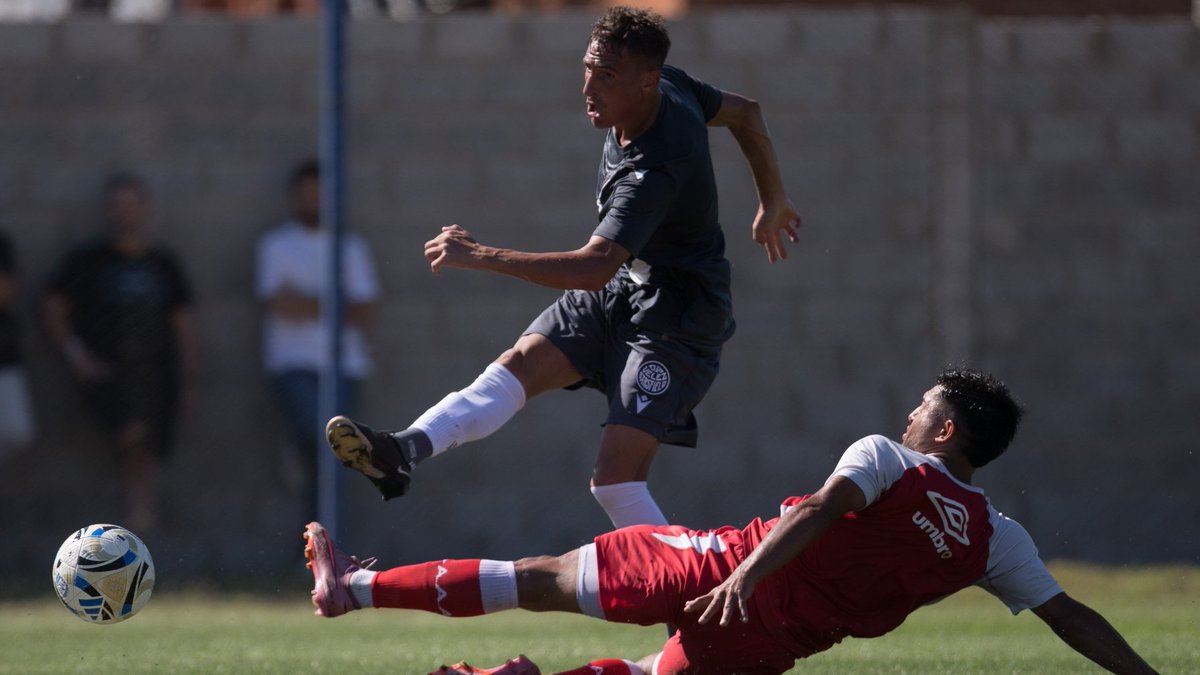 Sábado Vélez tweet media