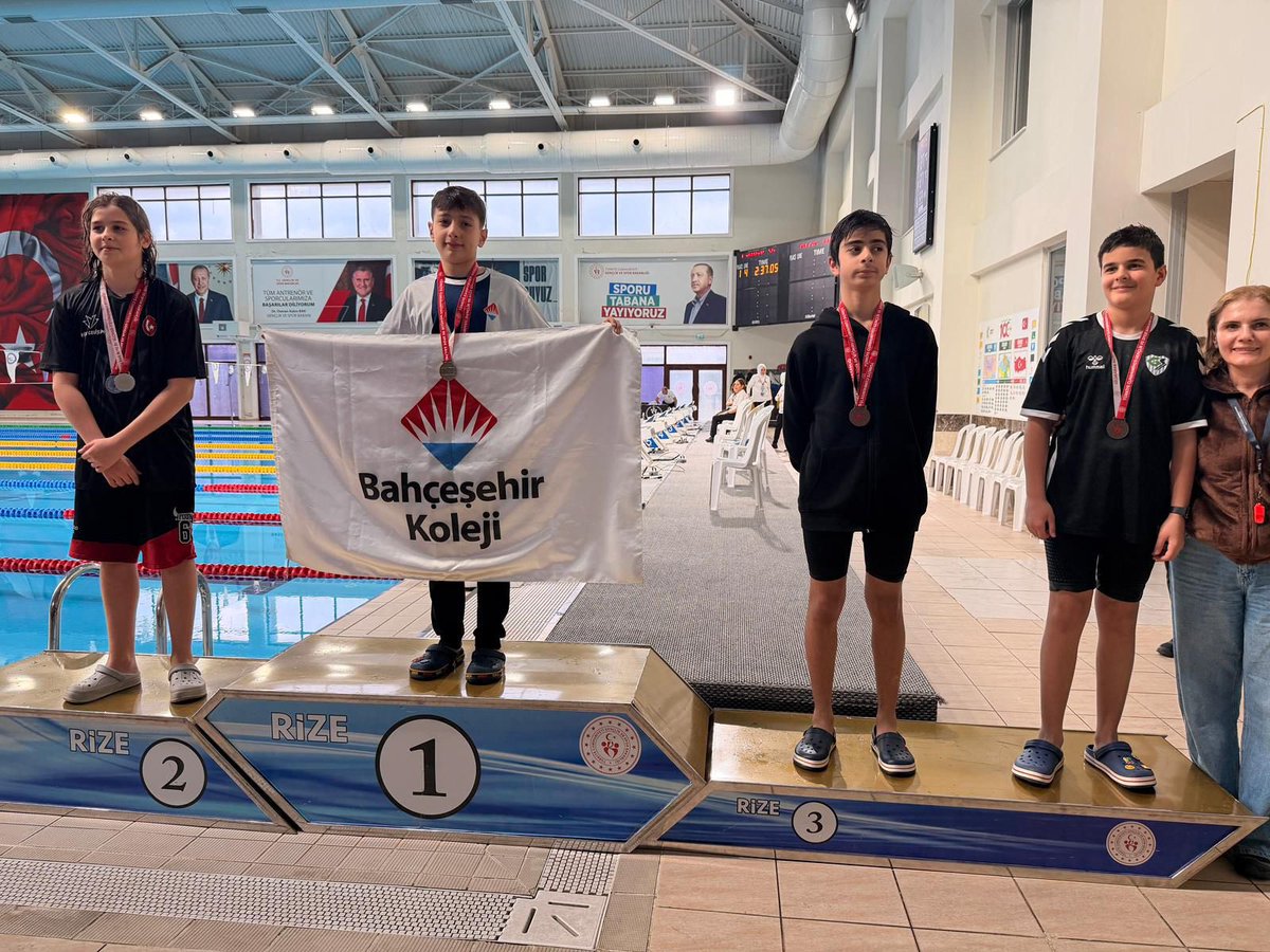 14-15 Ocak 2025 / Yıldızlar İl Birinciliği Yüzme Müsabakaları’nda ;
Okulumuz öğrencilerinden ;
Efe Deniz AYKUT
50m serbest İL BİRİNCİSİ 🥇
50m kelebek İL BİRİNCİSİ🥇
100m serbest İL BİRİNCİSİ🥇
100m kelebek İL BİRİNCİSİ🥇
Mehmet Ali KÖROĞLU
200m sırtüstü İL İKİNCİSİ
50m sırtüstü