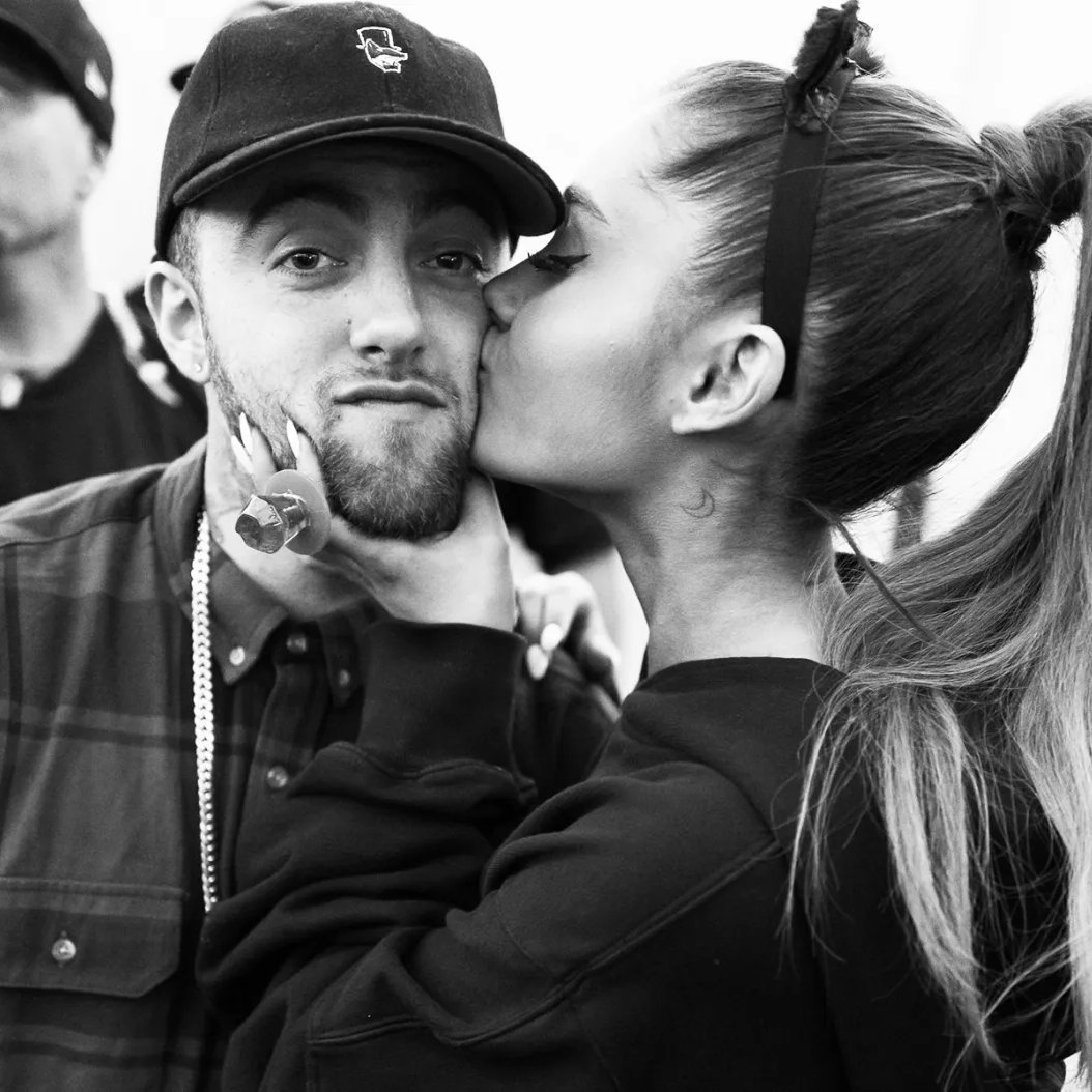 tracklist's tweet image. Em entrevista ao The Hollywood Reporter, Ariana Grande comentou que Mac Miller a incentivava no início da carreira:

“Eu nunca falei sobre isso, mas, na verdade, Malcolm me incentivou a ser eu mesma. Ele disse que estava tudo bem deixar aquele personagem (Cat Valentine) para…