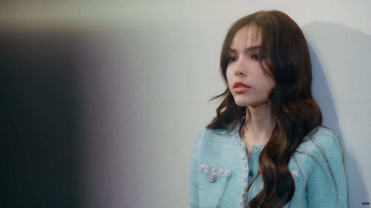 GLLMSYFan's tweet photo. And it’s this expression that makes me question everything theres so much guilt and weight in it.
Also you couldn’t even wait till you got home, or at least the car to call that man? Mae we know you are better than this!
Harmony Secret Uncut EP5
#ดีลลับEP5 https://t.co/rCGwlCiqYv