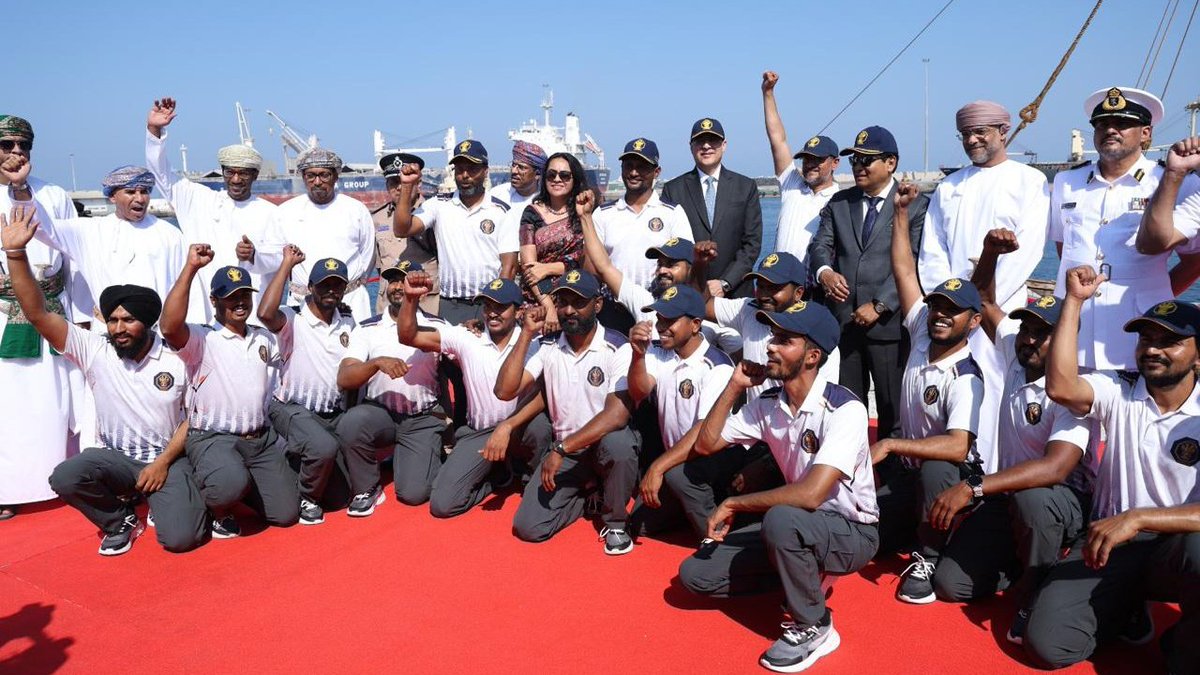 India in Oman (Embassy of India, Muscat) tweet media