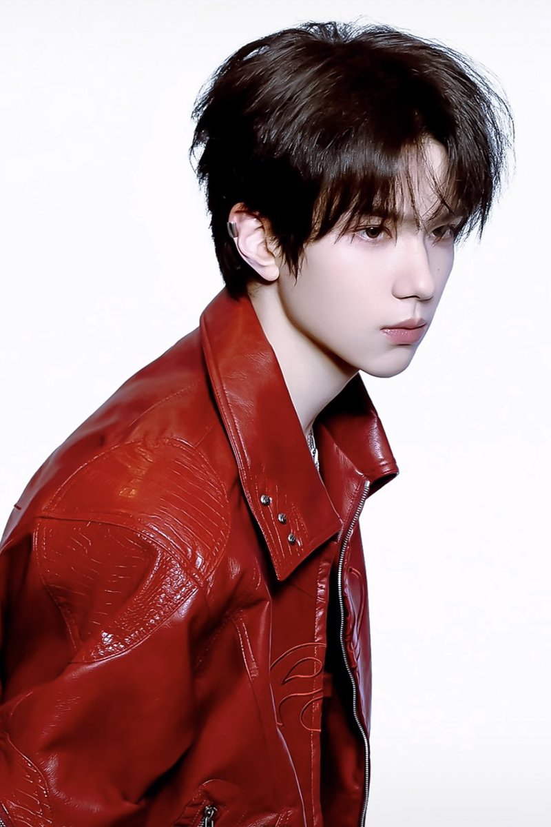 pinkkieeee's tweet image. บางลุคบางมุมคือหร่ออินเตอร์มากอ่ะ
เครื่องหน้าจิ้มลิ้มเนาะ ปากนิด จมูกหน่อย 🤏🏻

#余承恩 #อวี๋เฉิงเอิน #yuchengen