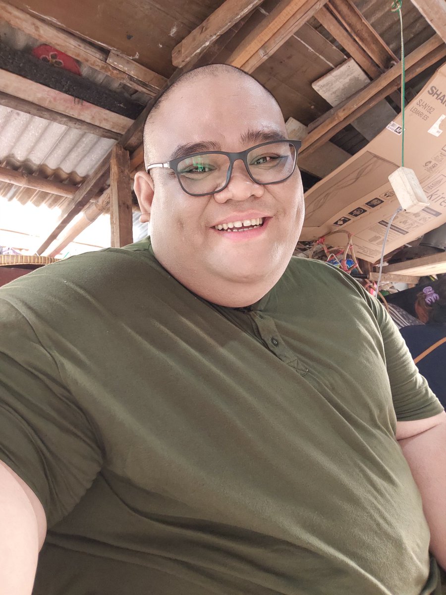 Bigtulus's tweet image. Diamku bagian dari pilihanku untuk "tenang".. 
Rasanya ingin bicara pada semua orang:
" Aku ingin sendiri"..
Jangan salah faham dengan diamku.. 
Karena saat di tanyapun aku juga bingung kenapa Tuhan menjadikanku begini sekarang! ✌