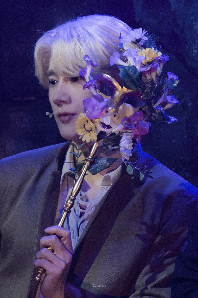 260114 뮤지컬 < 나르치스와 골드문트 >
스페셜 커튼콜 - 당신은 누구인가

골드문트 ㅣ #김서환 배우님

“방랑하는 그대여
지금 어디로 향하고 있나요“