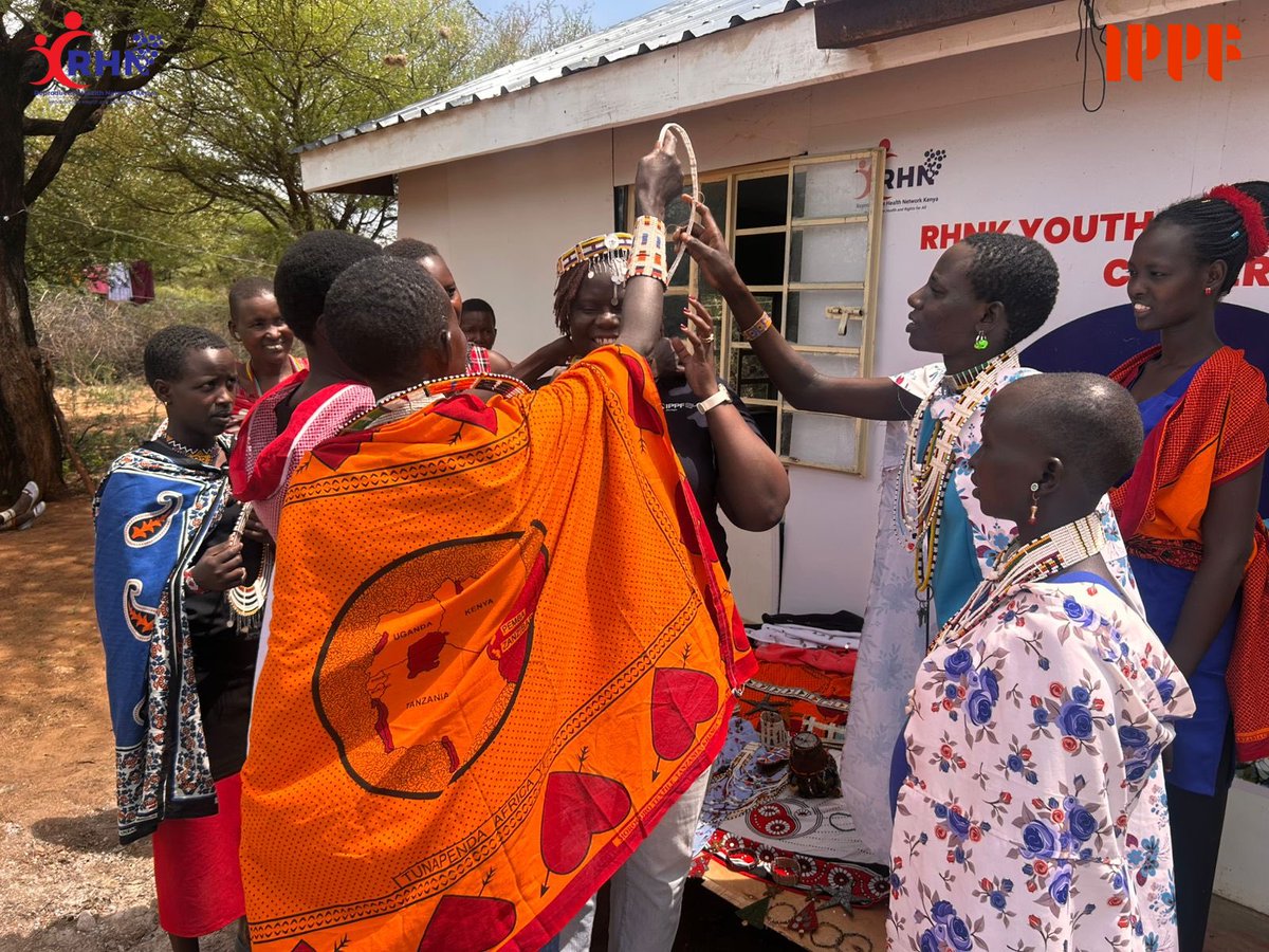 rhnkorg's tweet image. Our team, led by @nellymunyasia, the Executive Director, visited the Youth Empowerment Centre in Naretisho, Torosei, together with students from DePauw University, as part of a comparative learning experience organized by @rhnkorg. The visit focused on understanding peri-urban…