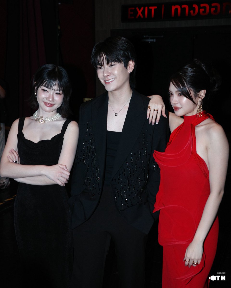 JACKIE JACKRIN ATTENDED THE PANOR 2 GALA PREMIERE AT MAJOR CINEPLEX RATCHAYOTHIN.

WATCH PANOR 2 IN CINEMAS STARTING TOMORROW. 🎬

JACKIE AT PANOR2 GALA
#JACKIE_PANOR2
#JackieJackrin 
#พนอ2
#PANOR2
#OTH_Ent 
#OnTheHorizon