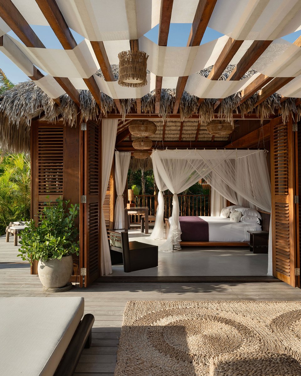 🌅 𝗘𝗫𝗣𝗘𝗥𝗜𝗘𝗡𝗖𝗘 : 𝗟𝗢𝗨𝗘𝗥 𝗨𝗡𝗘 𝗩𝗜𝗟𝗟𝗔 𝗘𝗖𝗢-𝗖𝗛𝗜𝗖 𝗔𝗨 𝗕𝗥𝗘𝗦𝗜𝗟 > Posé sur les sables dorés de #Jericoacoara, sur la côte nord-est du #Brésil, Casas Elilula cultive l’art rare d’un #luxe sans emphase > exclusifvoyages.com/adresse/casas-… #jeri #jericoacoarabrazil