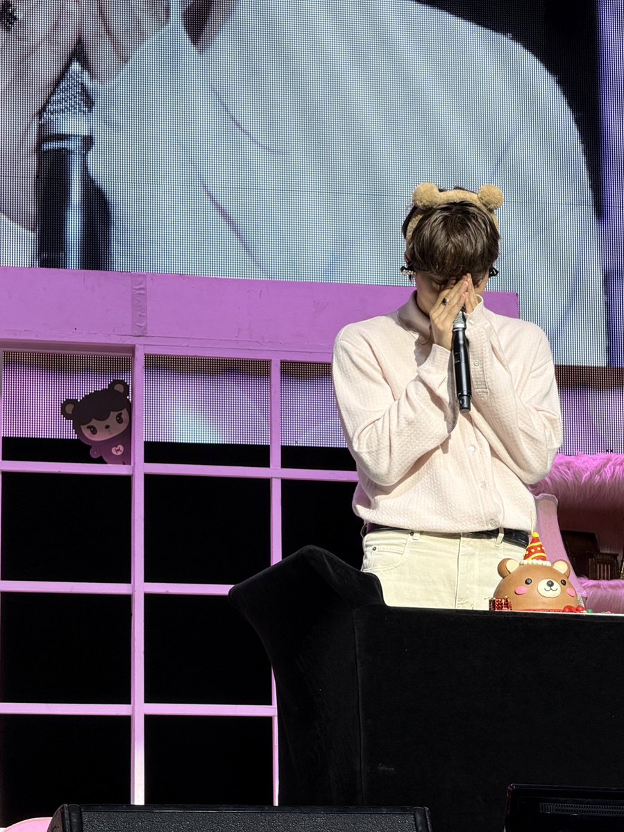 니에베 tweet media