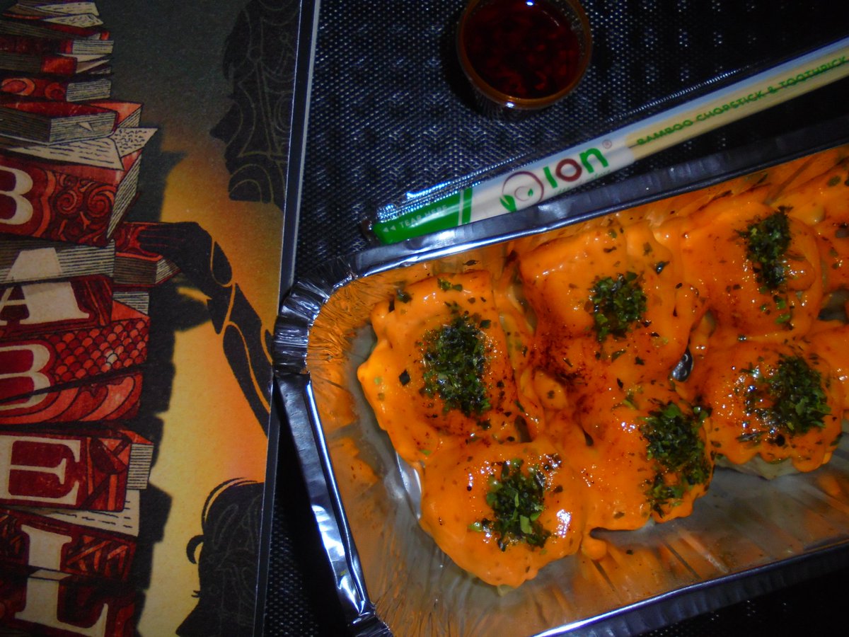 loadinxg's tweet image. Kehidupan setelah jam enam sore