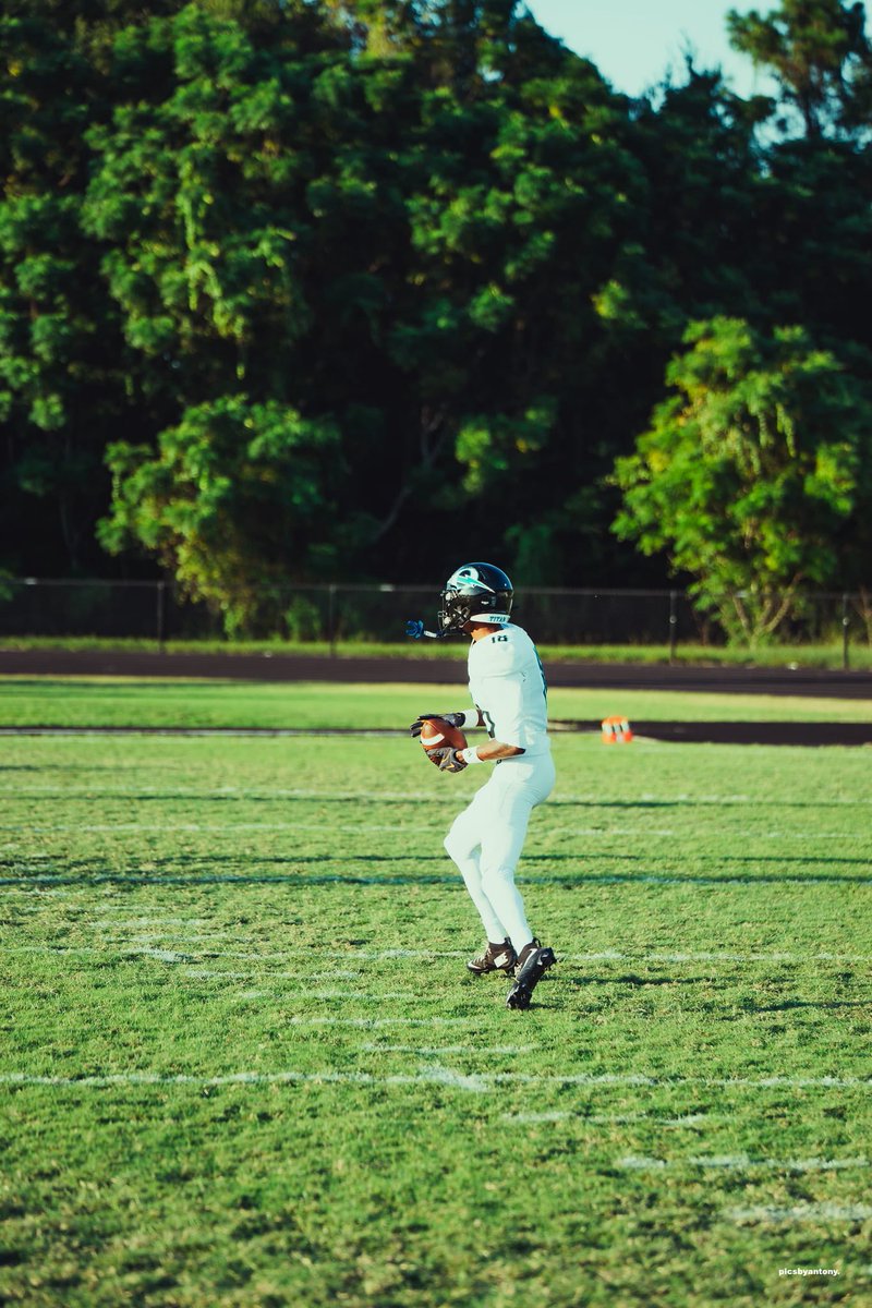 Steaver “ball hawk” Moore tweet media