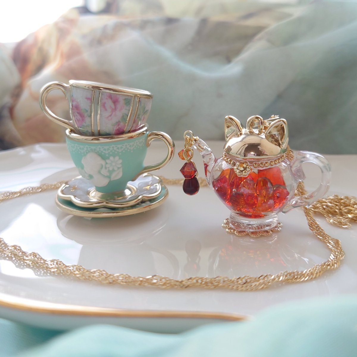 𝔾𝕠𝕠𝕕 𝕄𝕠𝕣𝕟𝕚𝕟𝕘 🫖☀︎*.｡
にゃーん🐾

#ロリィタ
#ハンドメイド
youtube.com/@michalise_v