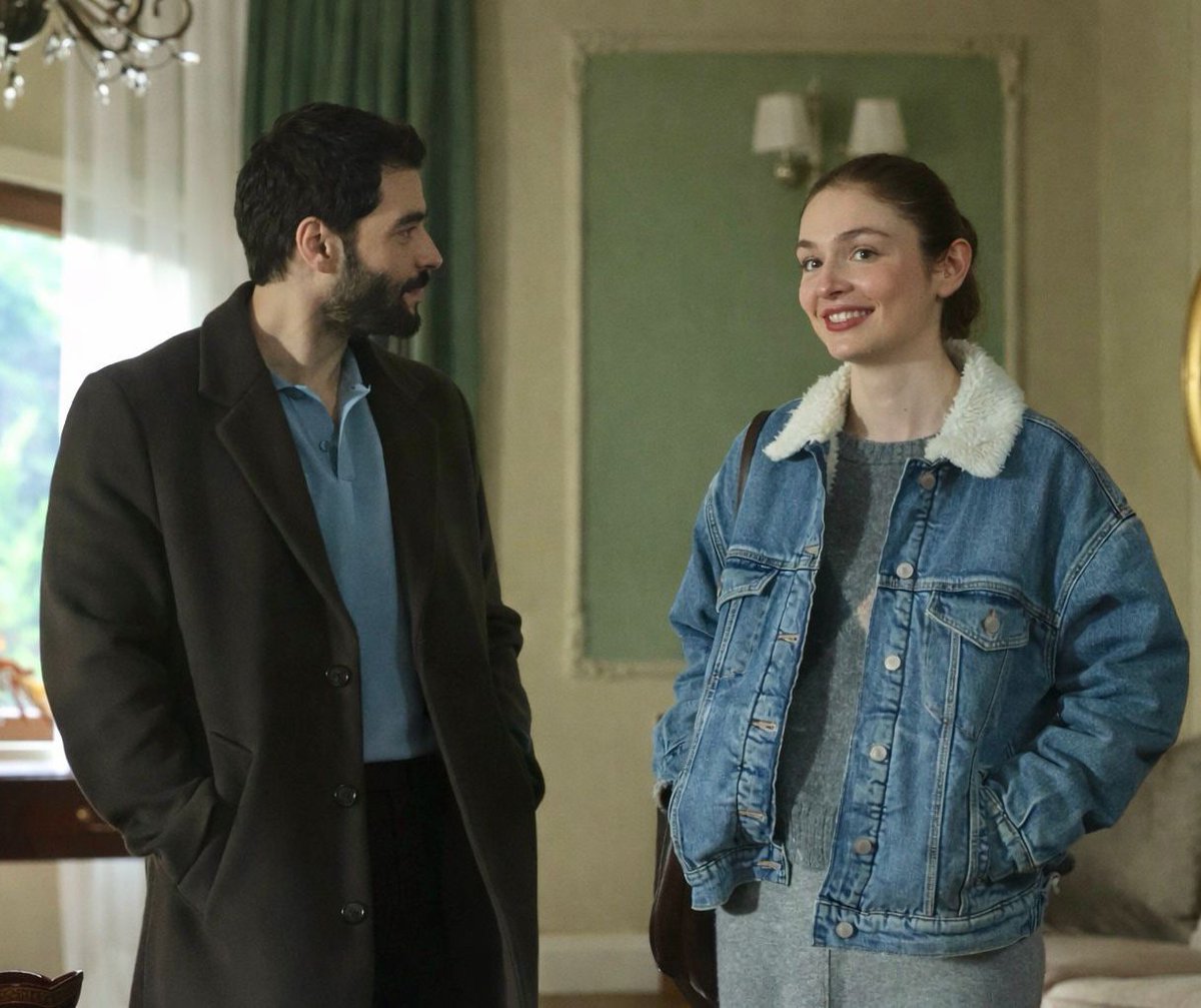 Akın Akınözü &amp; Serra Arıtürk 🩵

#TimHan #Veliaht