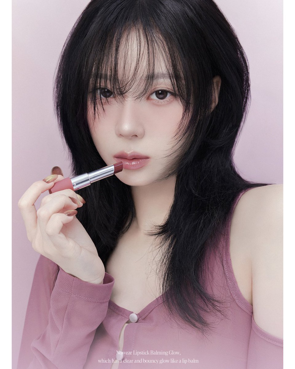 dreamsong_cos's tweet image. 에스쁘아 노웨어 립스틱 바밍 글로우
NEW color 미스틱 피그
1/15(목) 카카오 선물하기 선출시 💜

잘 익은 무화과 과육을 닮은 미지근한 핑크 브라운 MLBB

✔️ 카카오 선출시 기획세트
미스틱 피그 + 소프트닝 핸드크림 + 무화과 방향 사쉐