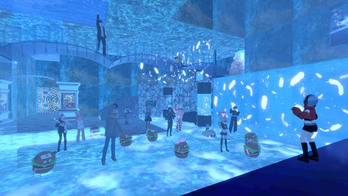 poca_avatar's tweet image. ルカちゃんclusterライブ！楽しかったですねー！！
ネコスキーさんが作ってくれたハンバーガー君すばらしい！本当に感謝感激です！おひげｗかわいいんな！#曇音ルカ #あんねのね @nekosuki700