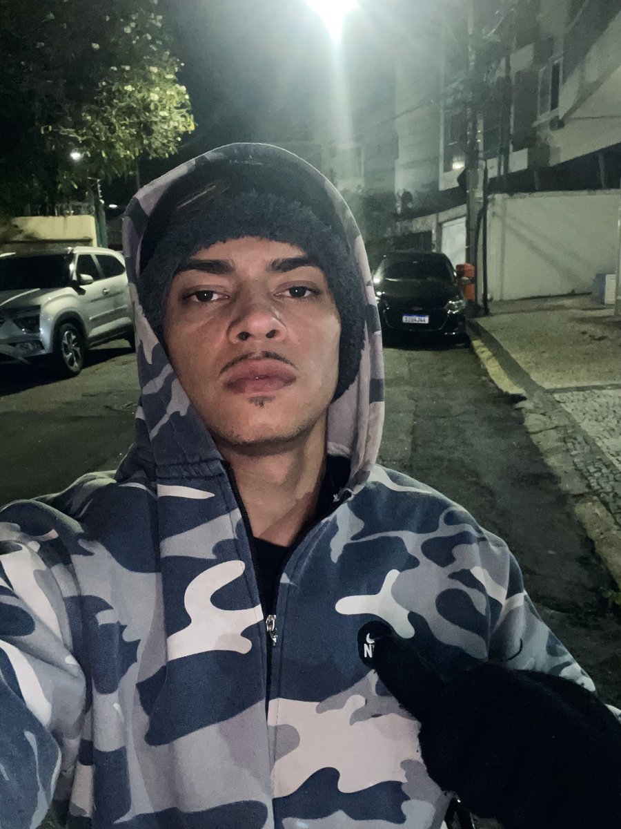 😼