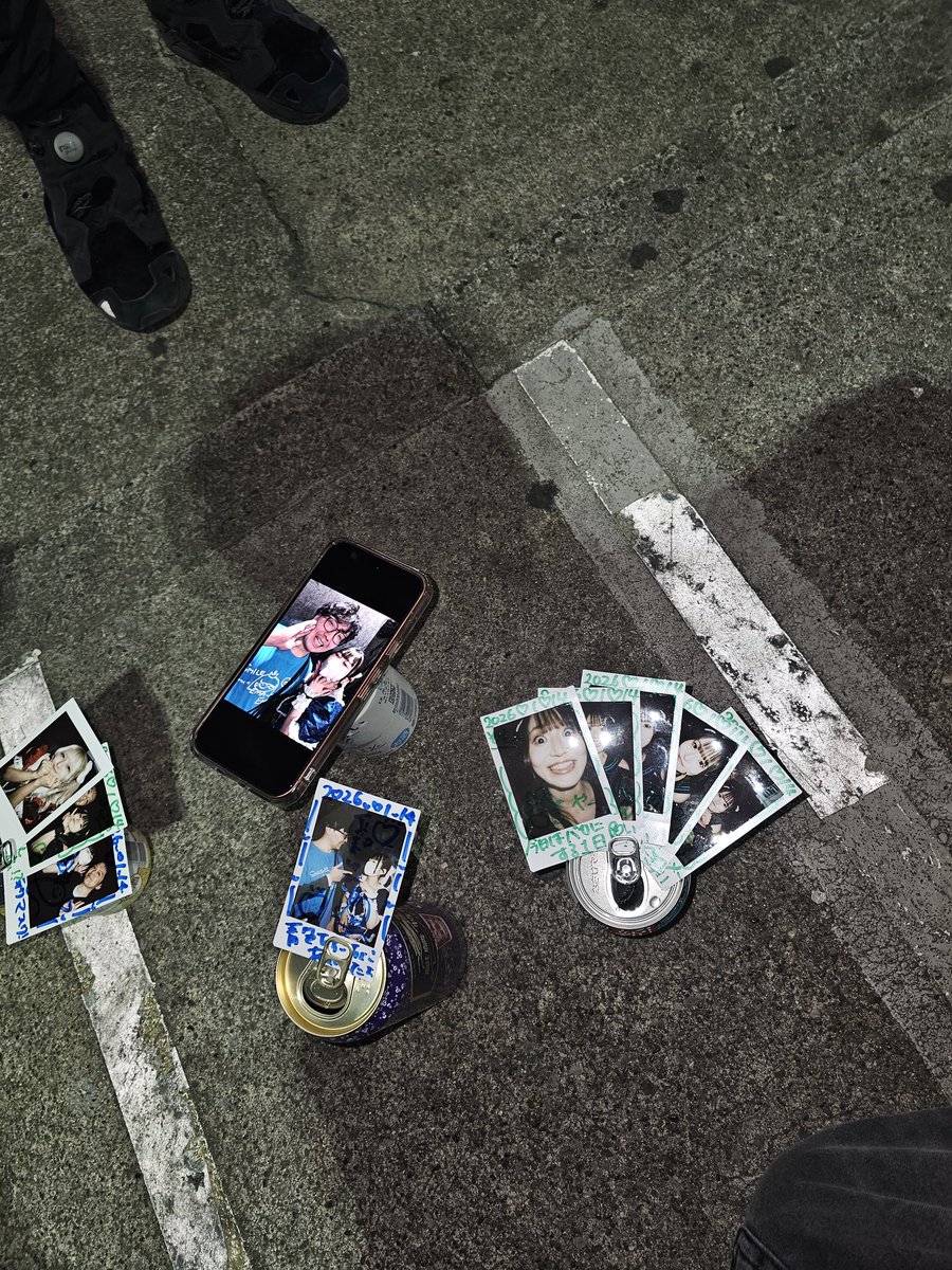 今日は(も)？盛大に可愛いゆらちゃんかと思いきやチケットを大量に買ってしまって盛大にバカにするゆらちゃんまでゲッチュ😎
ご馳走様でした🙏🙏🙏
次は遂にラストライブ‼️
(あ、ちゃんとサブスク聴きます💦)