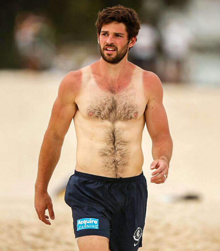 MENin4K's tweet photo. this natural tank top… yeah https://t.co/Ze6D1hDuUA