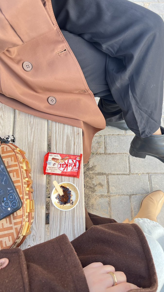 iiisaraaa_'s tweet photo. 25 || رجب
كملت امتحانات اخيراً
 يارب نهاية السعي والتعب نتيجة ترضيني❣️. https://t.co/N53pvkRLxW
