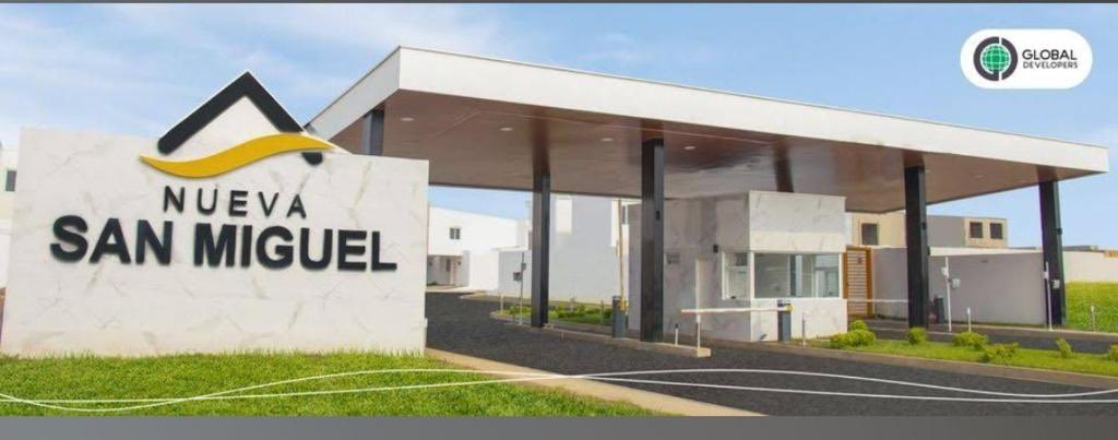 🔥Casos de la Cruda Realidad en El Salvador.🔥 

Mi nombre es Albert Cotto y quiero contar algo que muchos en El Salvador diariamente viven, pero pocos dicen en voz alta.

Fui a aplicar a un préstamo hipotecario con la intención más simple, comprar una casa. No una mansión, una