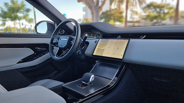 rnack's tweet image. מבחן דרכים ריינג' רובר איווק S250 automag.co.il/range-rover-ev…