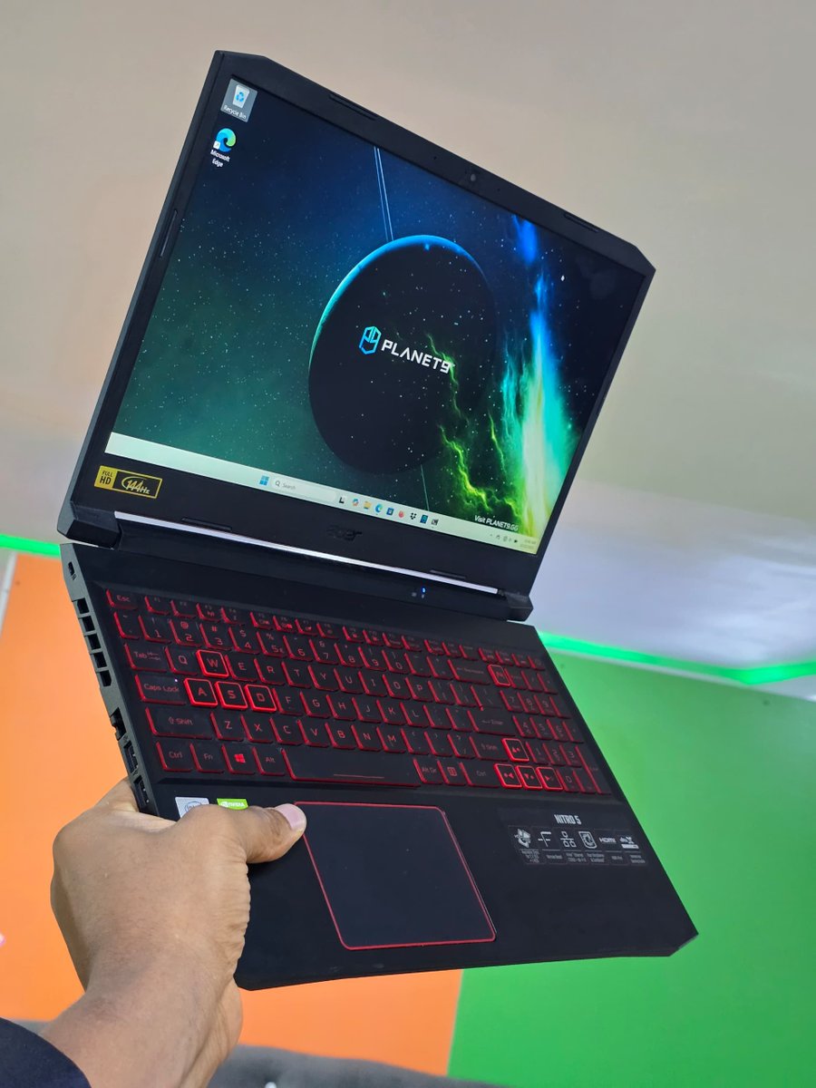 🔹️Acer Nitro AN515-55
🔹️Intel Core i5 10th Gen 
🔹️16gb//512gb SSD
🔹 NVIDIA RTX 3050 Graphics 4gb
🔹️15.6" 144Hz FHD Display 
🔹️Backit Keys

   🔹️-N980k