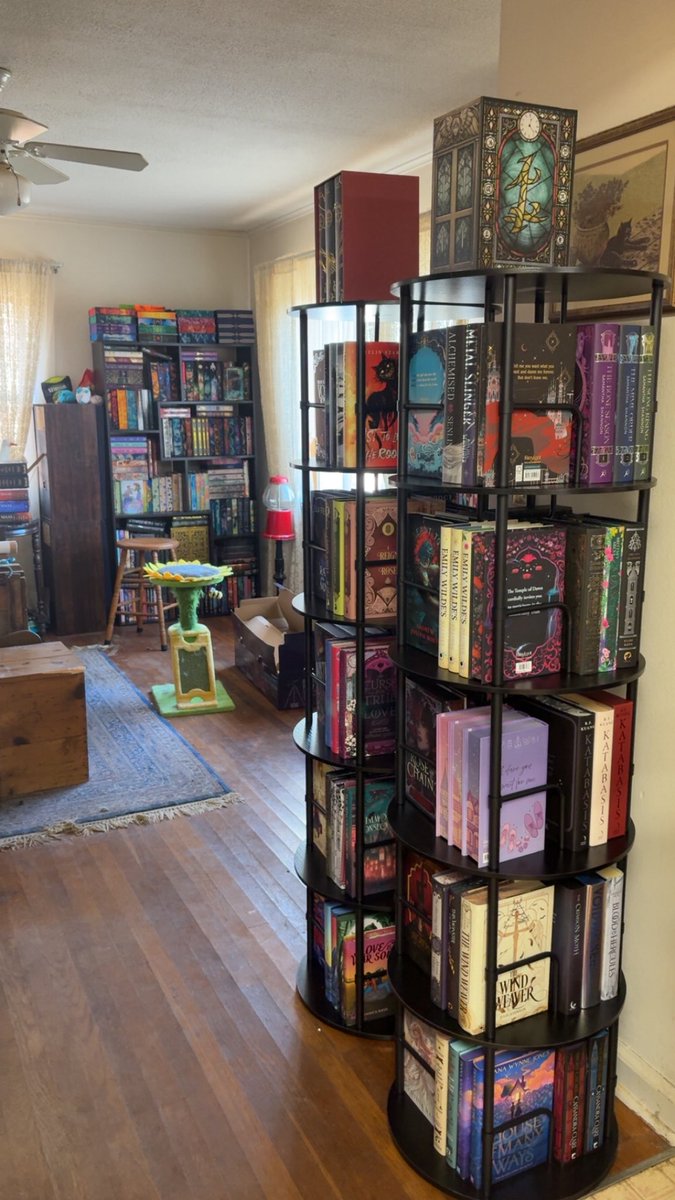 laney_bug09's tweet photo. I currently have 7 bookshelves up and my own little reading corner🥰🥰 2026 is starting off well https://t.co/xwUf35wI85