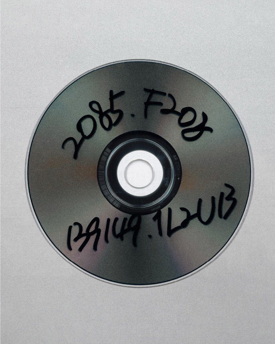 20 8 5 . F 20 8
13 9 14 9 . 1 L 2 U 13

T H E . 6 T H
M I N I . A L B U M 

Maybe...?