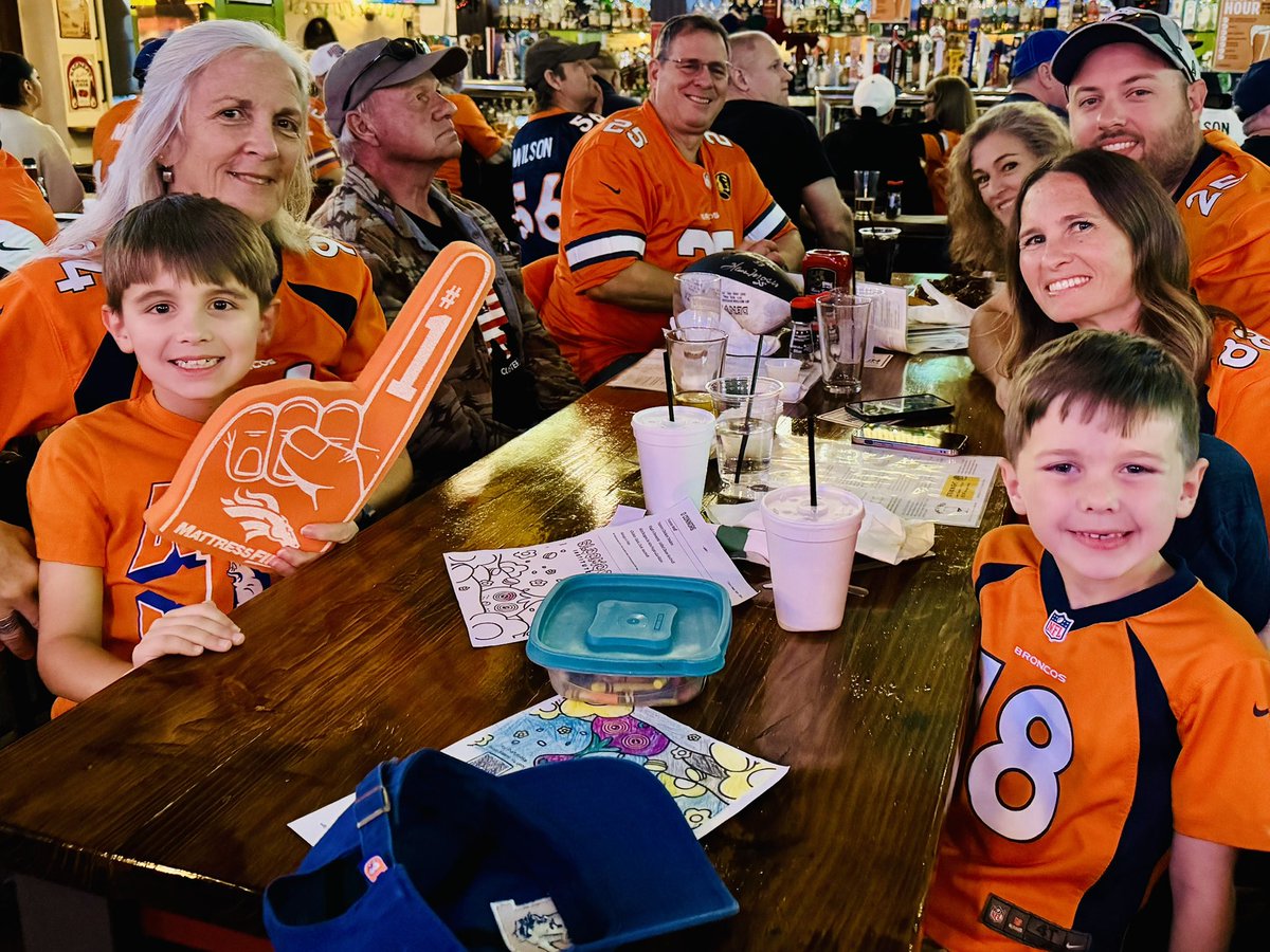 Houston Broncos Fans tweet media
