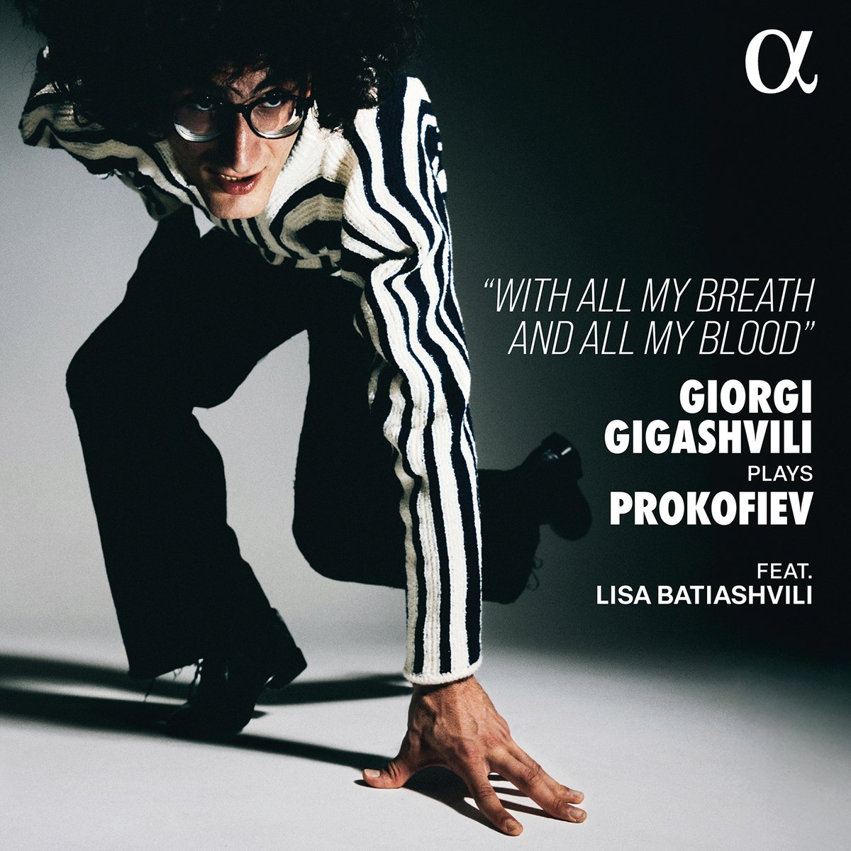 NaxosenEspanol's tweet photo. «Hay algo casi inhumano en la escritura. A veces sentía que Prokofiev no me pedía que tocara el piano, sino que luchara con él». #Giorgi Gigashvil. Este viernes en @ArkivMusic https://t.co/c3RdcrTJes https://t.co/bebXRccicS