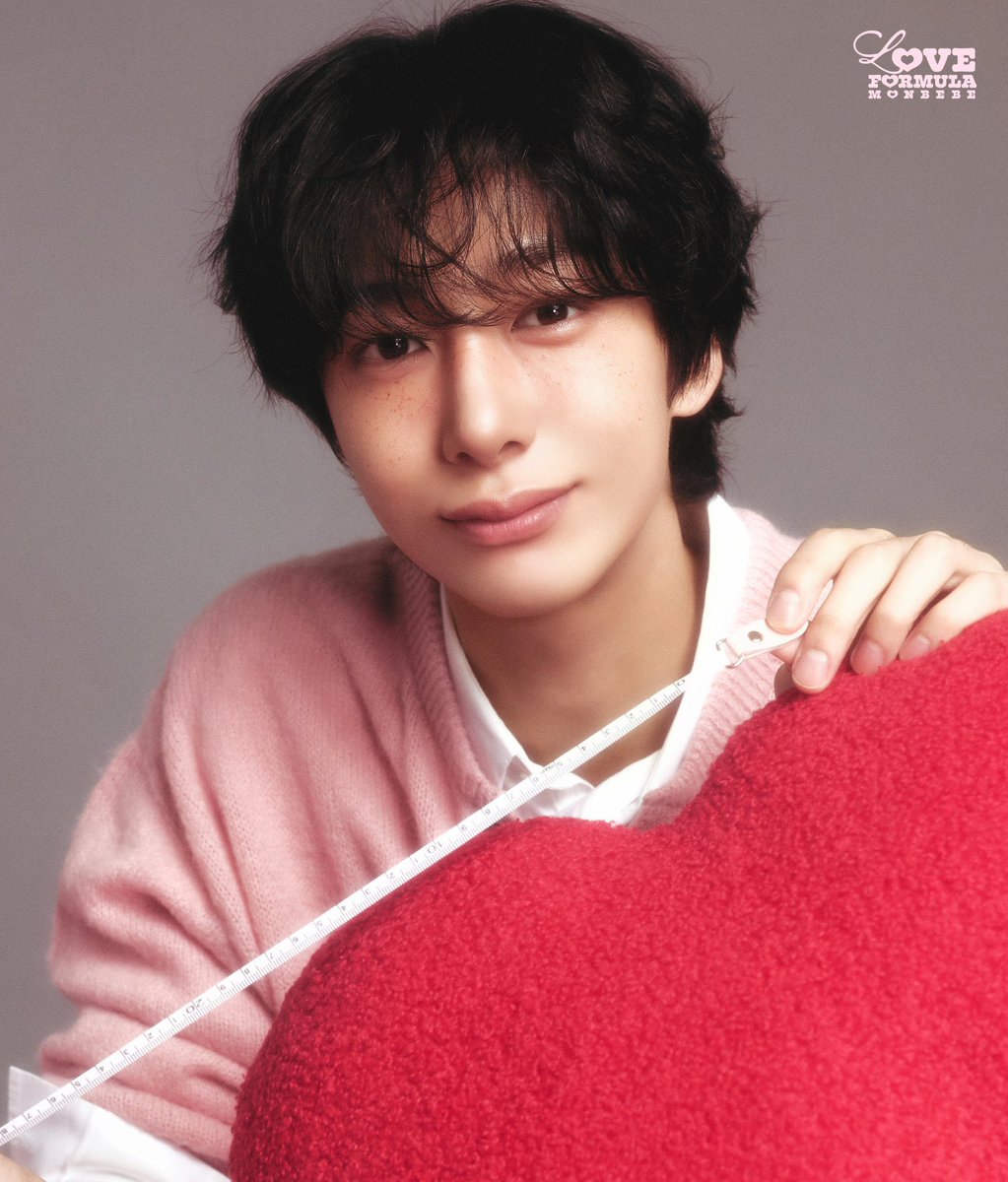 hyungwonspace's tweet image. happy birthday to hyungwon #형원 #동그란미소의형원DAY0115 #HBDtoHYUNGWON ❤️🎂