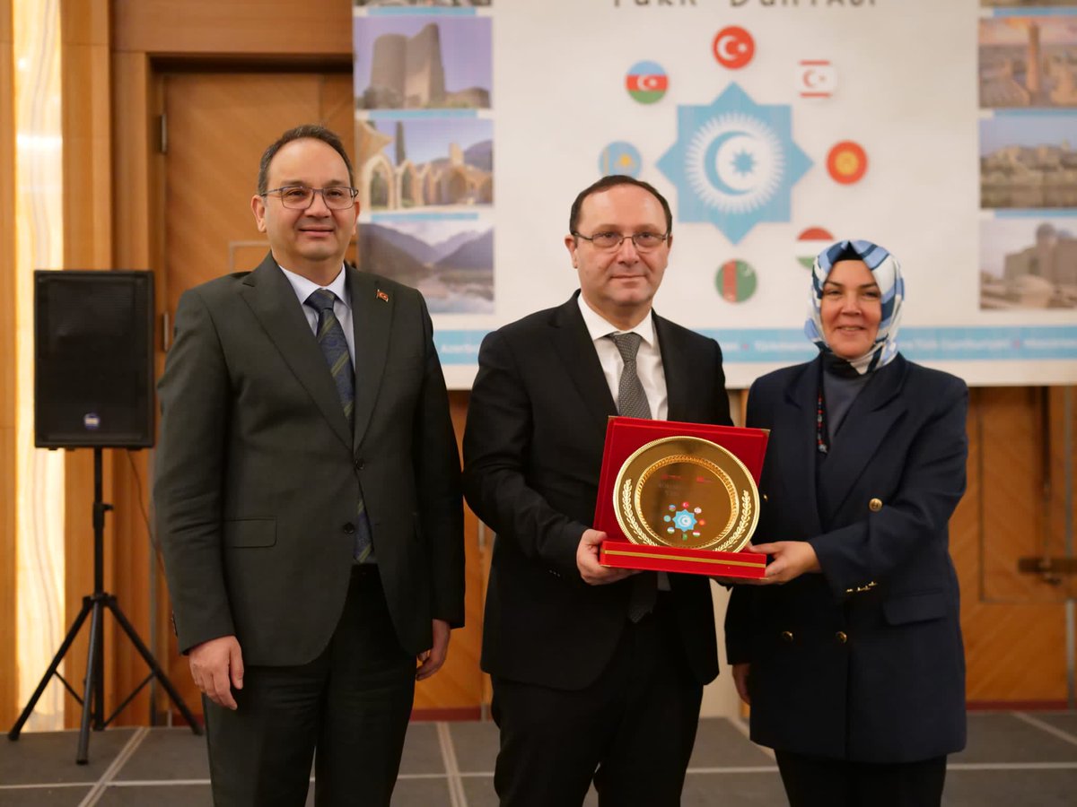 sislimem's tweet photo. Köklerden Geleceğe Türk Dünyası Projesi Şişli’de Coşkulu Bir Açılışla Başladı
Şişli İlçe Millî Eğitim Müdürlüğü tarafından hazırlanan “Köklerden Geleceğe Türk Dünyası Projesi”, yoğun katılımla gerçekleştirilen açılış programıyla başladı. https://t.co/qVe97o1iTC