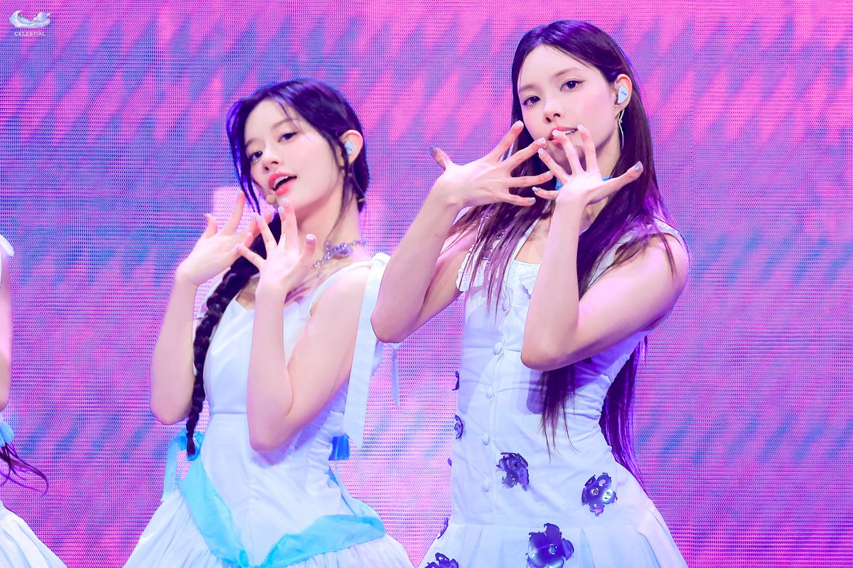 celestial0115's tweet image. #22YearsOfSunshineWithYUNAH 
#노윤아_생일_말차보다_달콤해
#Ifyouknow_Yunah_HBD