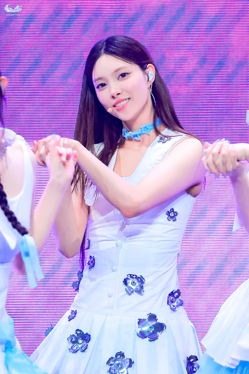 celestial0115's tweet image. #22YearsOfSunshineWithYUNAH 
#노윤아_생일_말차보다_달콤해
#Ifyouknow_Yunah_HBD