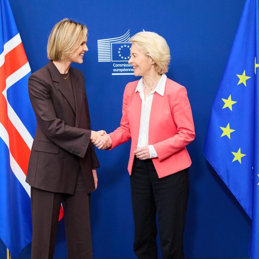 vonderleyen's tweet photo. Great to welcome @KristrunFrosta in Brussels.

Our 🇪🇺🇮🇸-partnership offers stability and predictability in a volatile world.

We discussed our close economic cooperation. 

And we also talked about security in the Arctic and throughout the North Atlantic. 

I'm looking forward to continue our work on our ever-closer friendship.