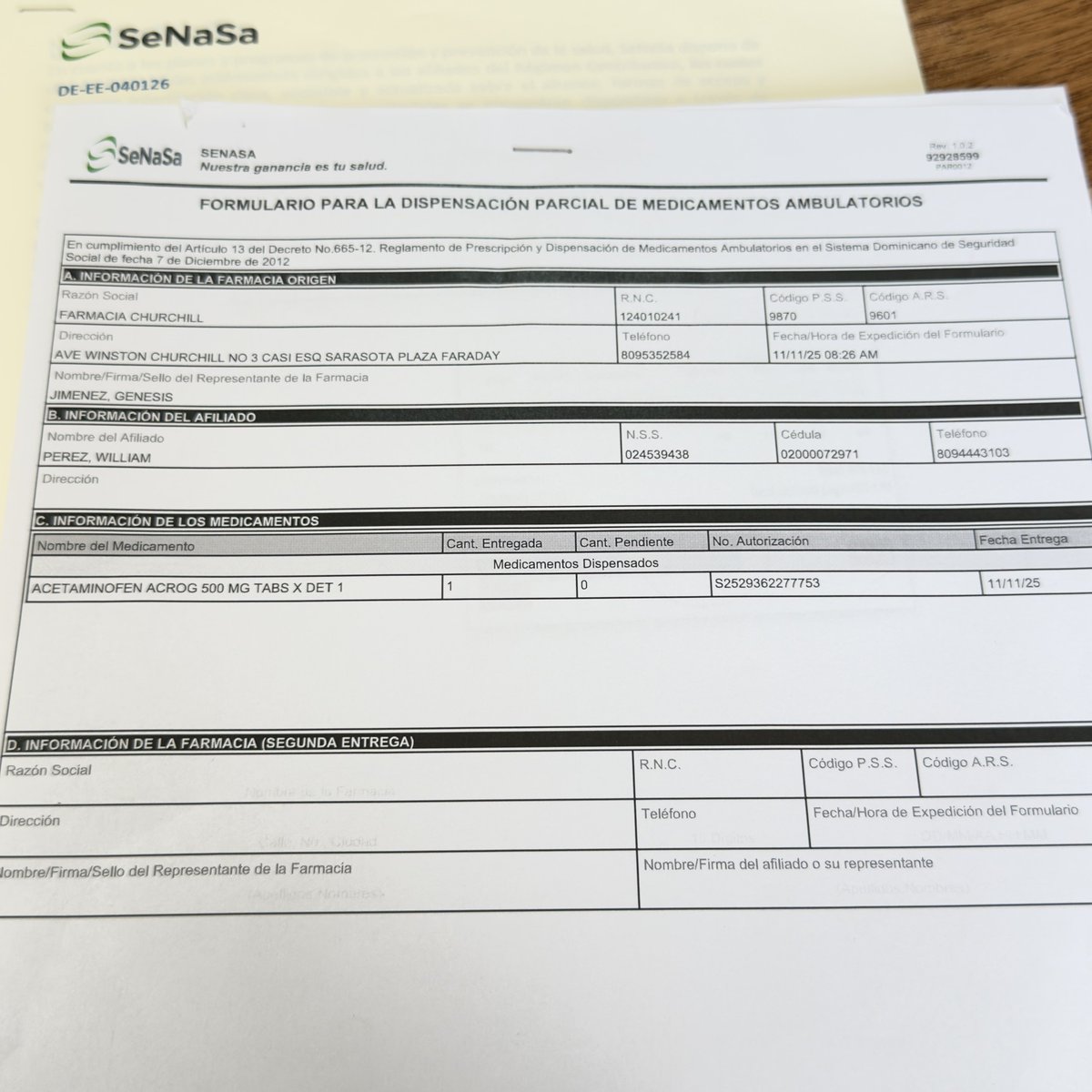 Eliasbaezd's tweet photo. Hoy estuve con el director de @ARSSeNaSaRD @GuzmanEdward quien nos garantizó suministrar a sus farmacias afiliadas, el formulario de dispensación de medicamentos para que puedan comprar todo con una sola receta en diferentes farmacias.

Si la farmacia se niega a suministrarlo llámanos a @DIDA_RDo 8094721900.