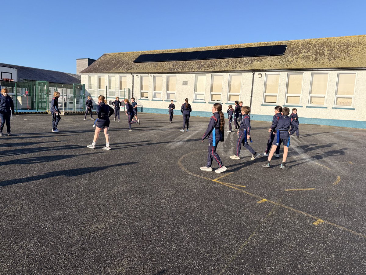 noel devlin tweet media