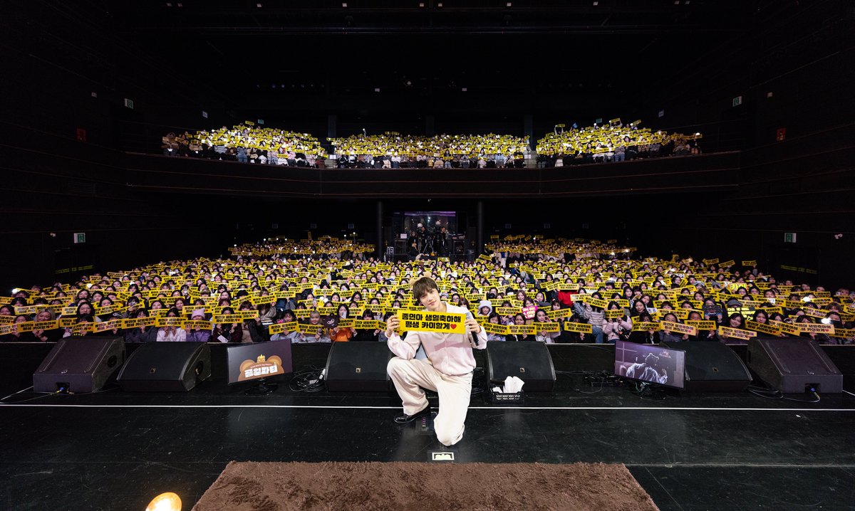 knockknock0408's tweet image. KAI