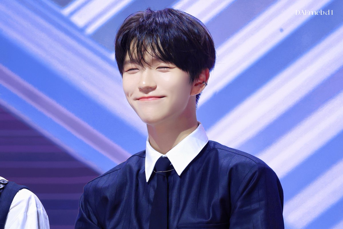 251220 

 ૮˃‌֊ ˂‌ ა🤏🏻
#JAEHEE #재희 #ジェヒ
#NCTWISH #엔시티위시