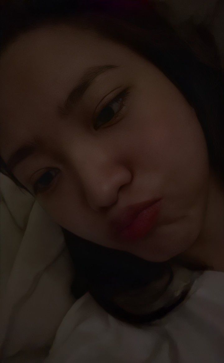 YERIMIsGeboy's tweet photo. Adik tidur dulu ya mah, pah. Cari aku di rasa sesalmu. Good night <33 https://t.co/zVaV9PFekW