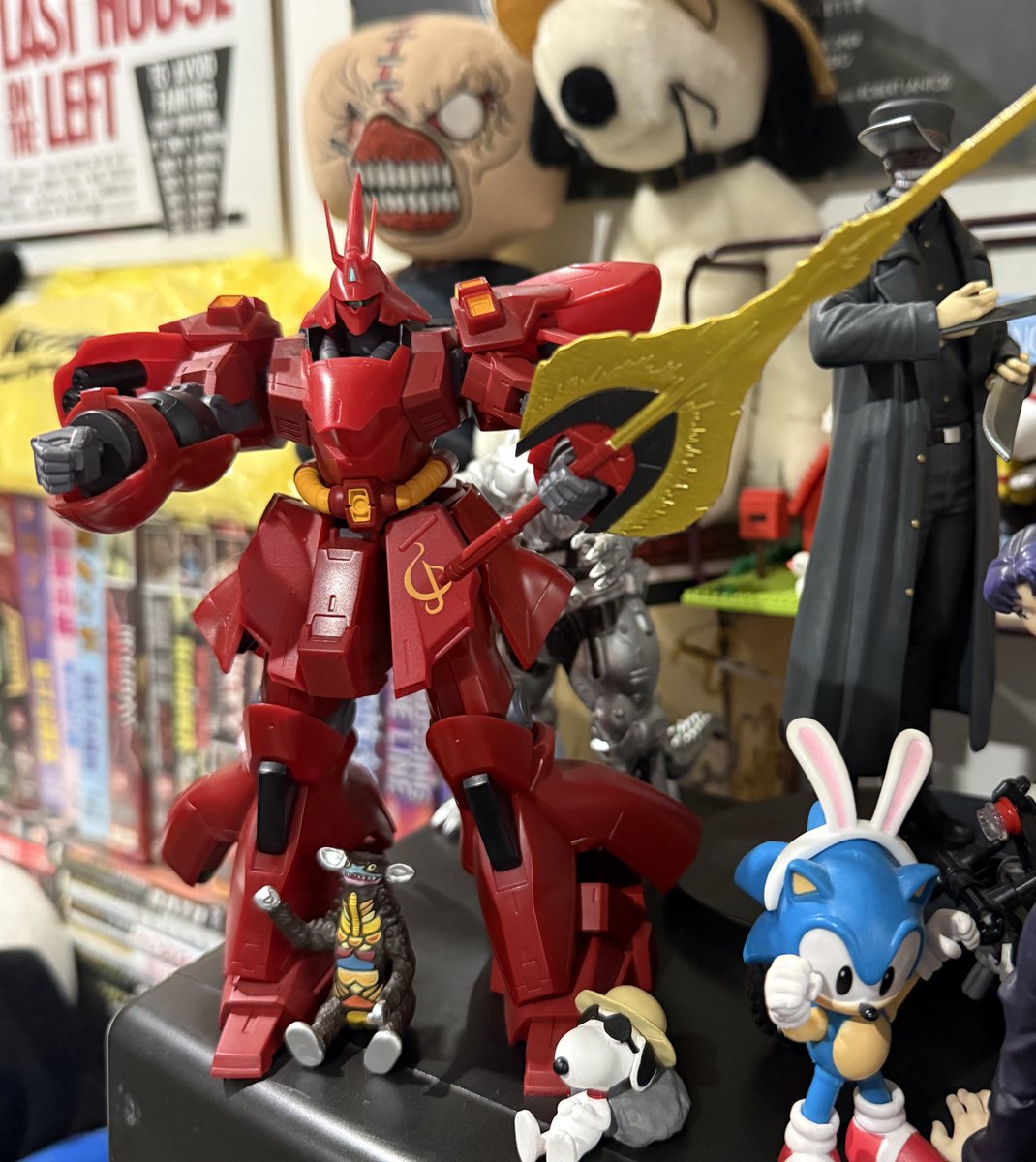 Imagine being this cool and gorgeous and epic