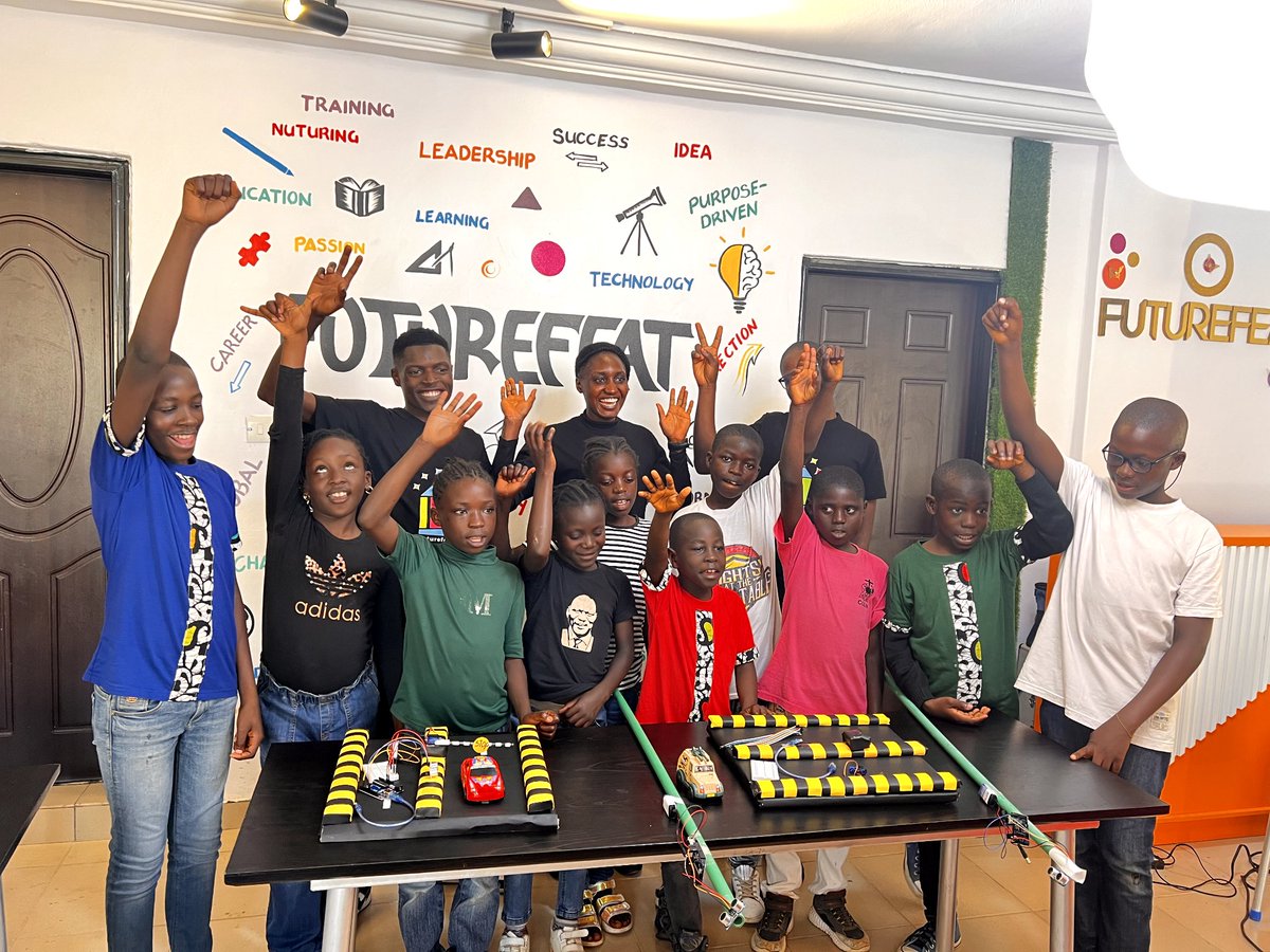 Futurefeatlab's tweet photo. When kids are trusted with tools and ideas, they surprise you every time.

This project was built by our students using skills gained right here at Futurefeat.

Would you like your child to build projects like this? Send us a message.
#Futurefeat
#KidsInTech
#STEMProjects https://t.co/74vM3T6AYi