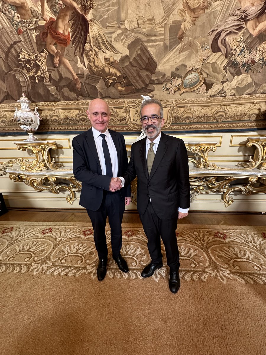 ahms2's tweet image. Great meeting inLisbon with Paulo Rangel Minister ofForeign Affairs of Portugal and big friend of 🇧🇦 We were speaking how to speed up 🇧🇦EU path in this very delicate moment I thanked ⁦@PauloRangel_pt⁩ for his very important support ⁦@mfa_bih⁩ ⁦@nestrangeiro_pt⁩