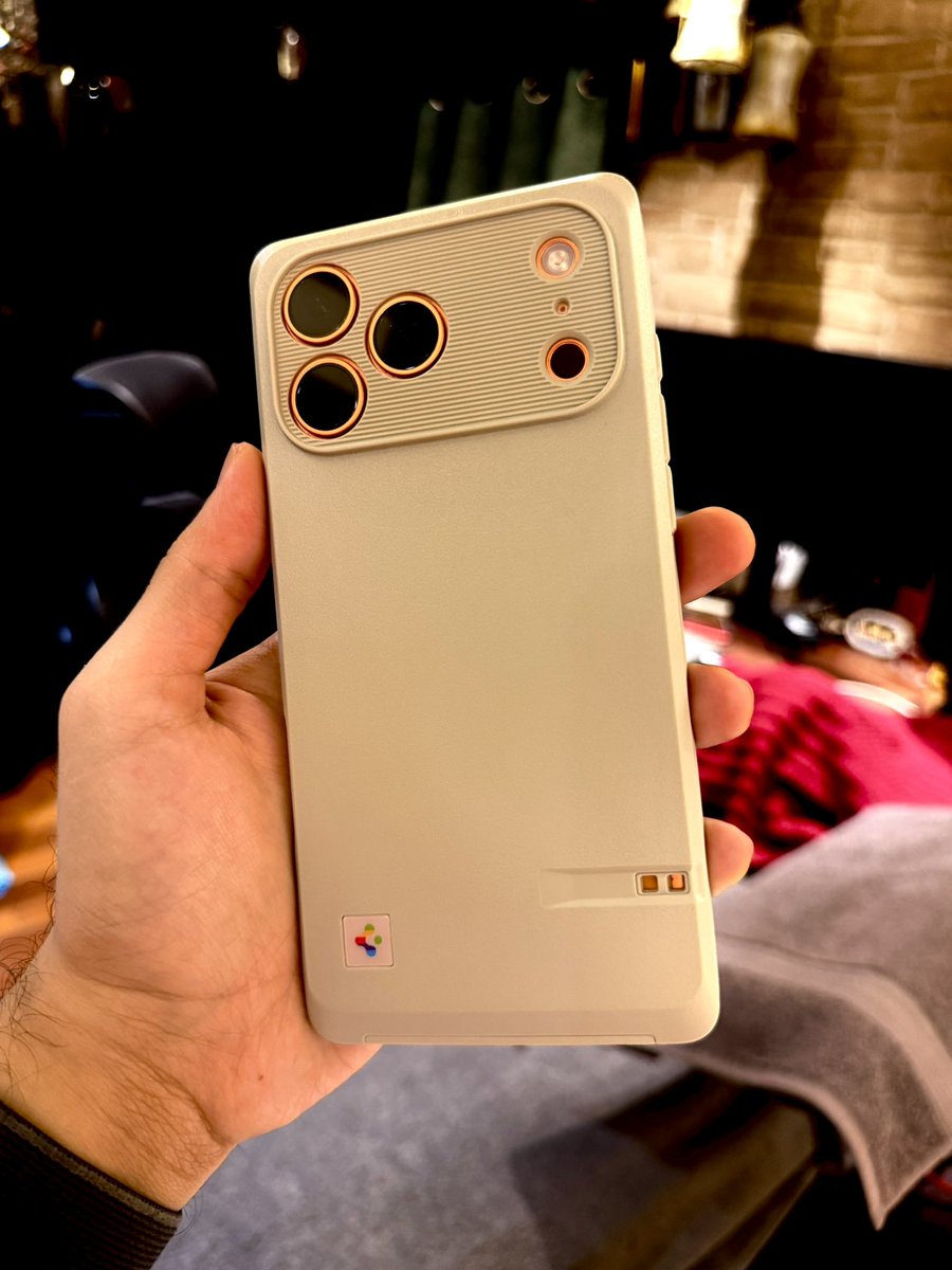 starcrisis's tweet photo. @spigen really hit it out of the park with this one! https://t.co/h1lMVSopBz