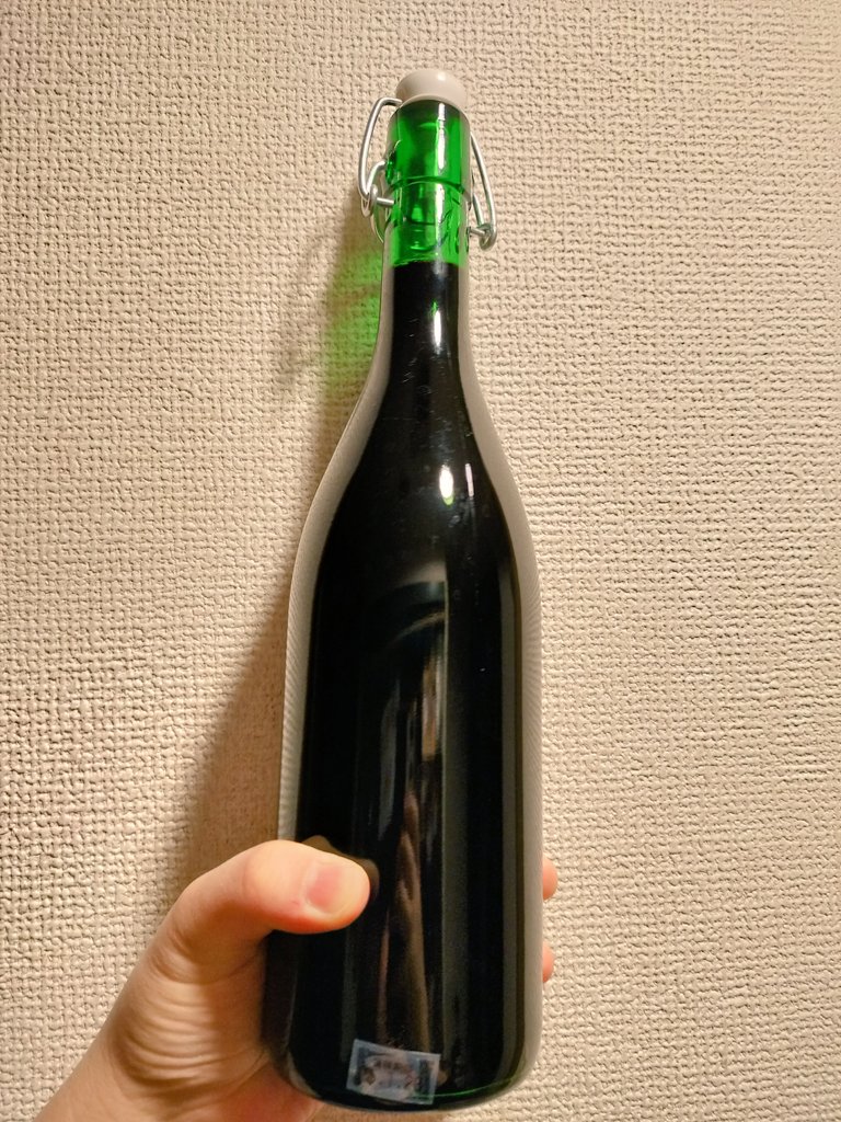 今日はシャトレーゼの生ワイン（カベルネ・ソーヴィニヨン）