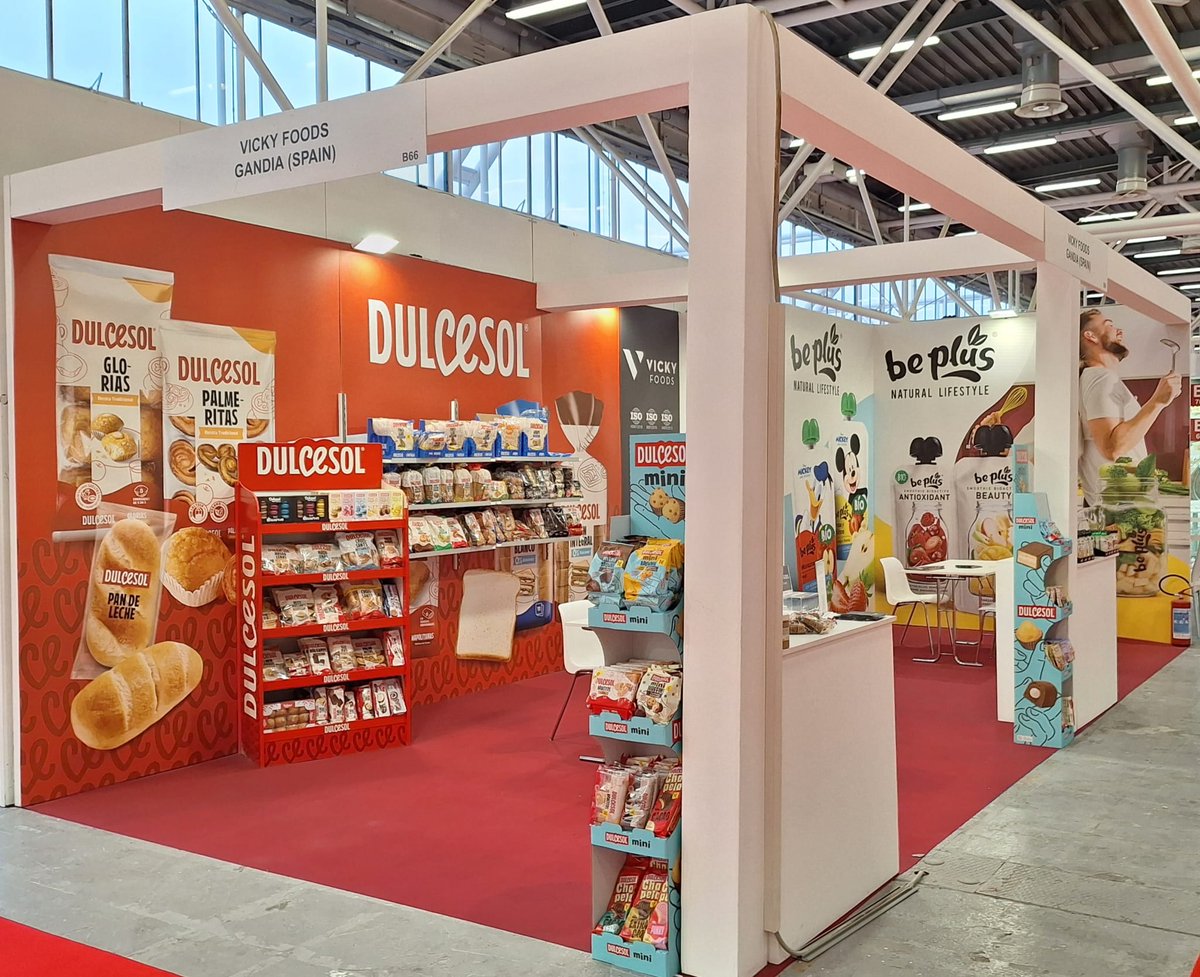 vickyfoods's tweet image. 👉 Ya estamos en Bolonia mostrando lo mejor de Vicky Foods al mundo. Del 14 al 15 de enero nos encontrarás en @MarcaByBF. Te esperamos en el Stand B66 | Hall 25 para descubrir nuestros nuevos #productos, intercambiar ideas y seguir construyendo futuro juntos. #FelizMiercoles