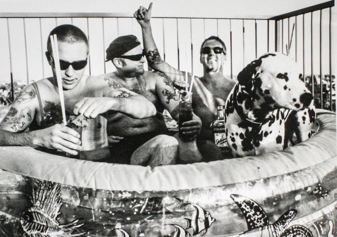 sublime's tweet image. On this day 20 years ago, our “Gold” compilation album peaked in the Billboard 200! Cover flick taken this month in ‘95 🤙