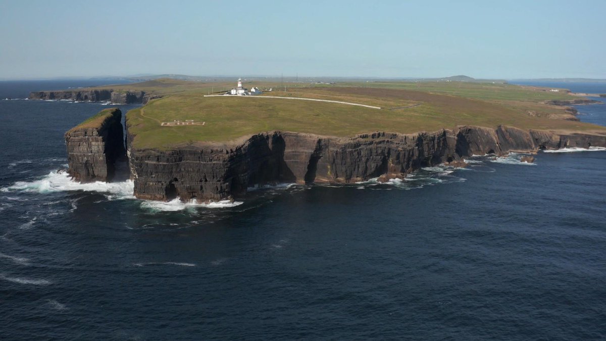 Hear how rare Co Clare songs were saved from flood damage by an Irish-American woman, who recalls attending a Gaelcholáiste on the Loop Head Peninsula where her father collected these old songs in the 1950s on #RTENationwide Wednesday 14th January <a href="/RTEOne/">RTÉ One</a> 7pm <a href="/omainnintomas/">Tomás O Mainnín</a> RT