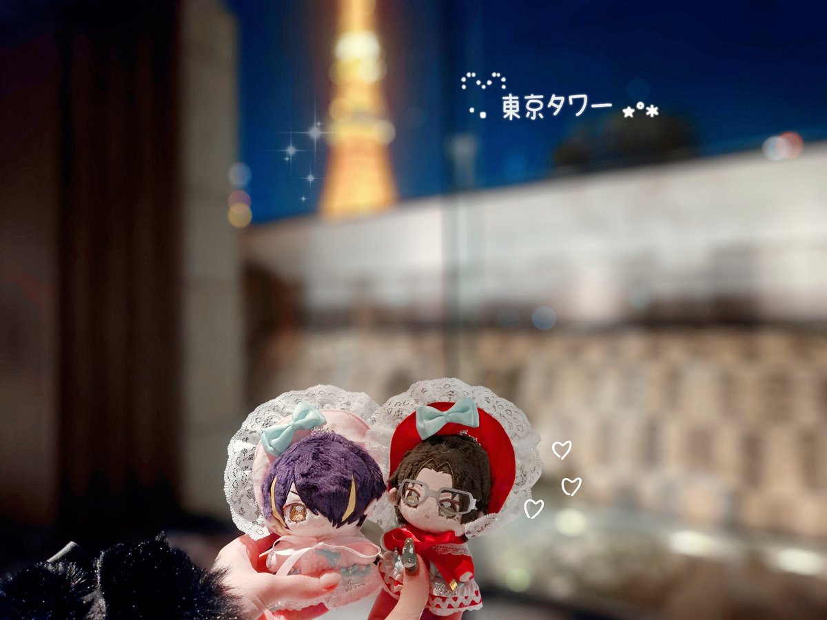 ｡ﾟﾟ･｡･ﾟﾟ｡
𝑆𝑡𝑟𝑎𝑤𝑏𝑒𝑟𝑟𝑦 𝐴𝑓𝑡𝑒𝑟𝑛𝑜𝑜𝑛 𝑡𝑒𝑎 🍓
　ﾟ･｡･  ⋯ʚ ♡ ɞ⋯ 

도쿄타워를 보며 딸기애프터눈티🫖
친구가 직접 그린그림을 언젠가 선물하고 싶다고 했는데 케이토를 받았읍니다🥺✨️너무 귀엽지요..!?.😭케이토 그냥딸기해🍓